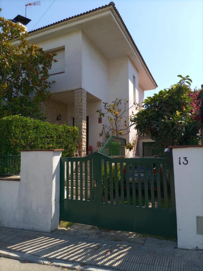 فيلا Casa Unifamiliar En كالافيل المظهر الخارجي الصورة