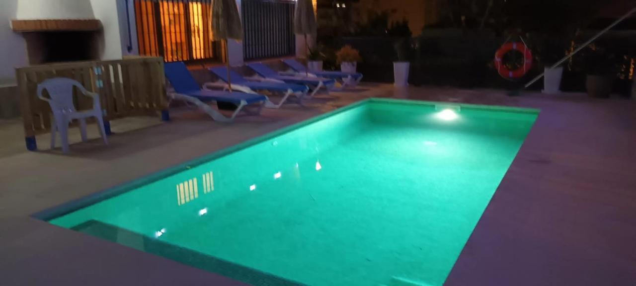 فيلا Casa Unifamiliar En كالافيل المظهر الخارجي الصورة
